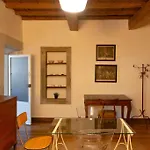 Cozy & Quiet 2Br Outside Ztl & 10Min From Center