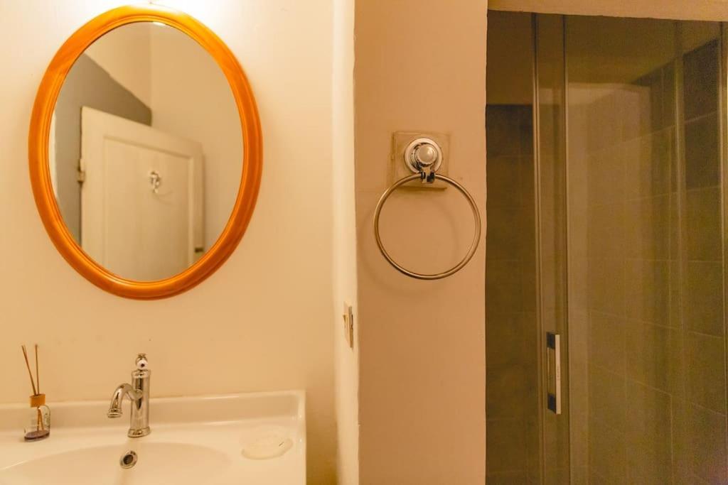 Cozy & Quiet 2br Outside Ztl & 10min From Center Apartment *